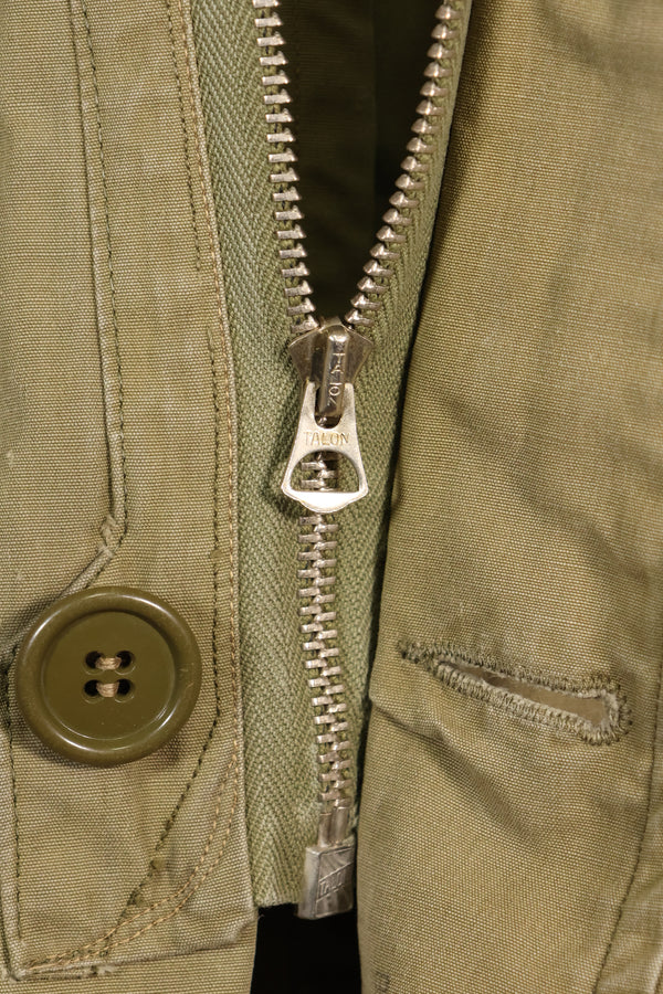 ช่วงต้นทศวรรษ 1940 กองทัพสหรัฐฯ เสื้อแจ็กเก็ตสนาม M-41 ไม่มีซับในขนแกะ สินค้ามือสอง