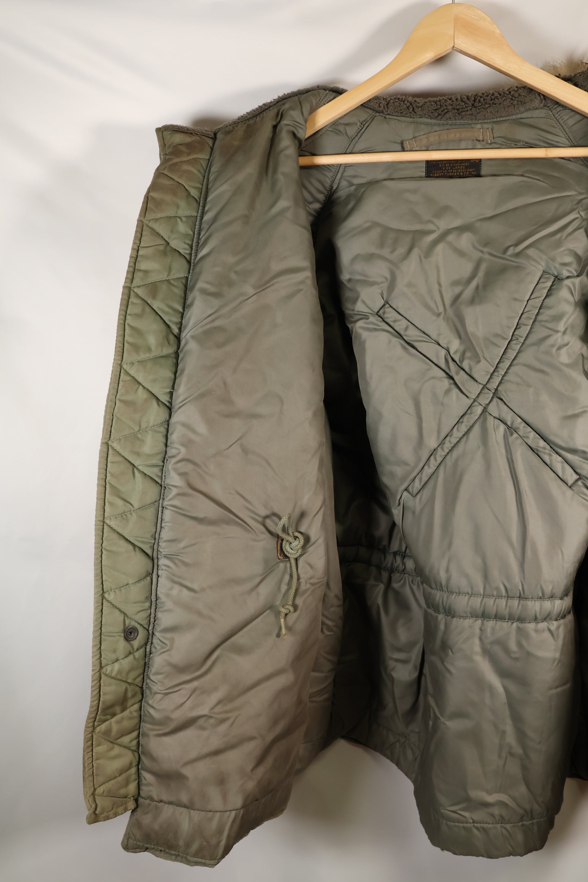 ทศวรรษ 1950 LARGE กองทัพอากาศสหรัฐอเมริกา N-3B เสื้อแจ็คเก็ตสำหรับลูกเรืออากาศยาน รุ่นแกรนด์ครู มือสอง