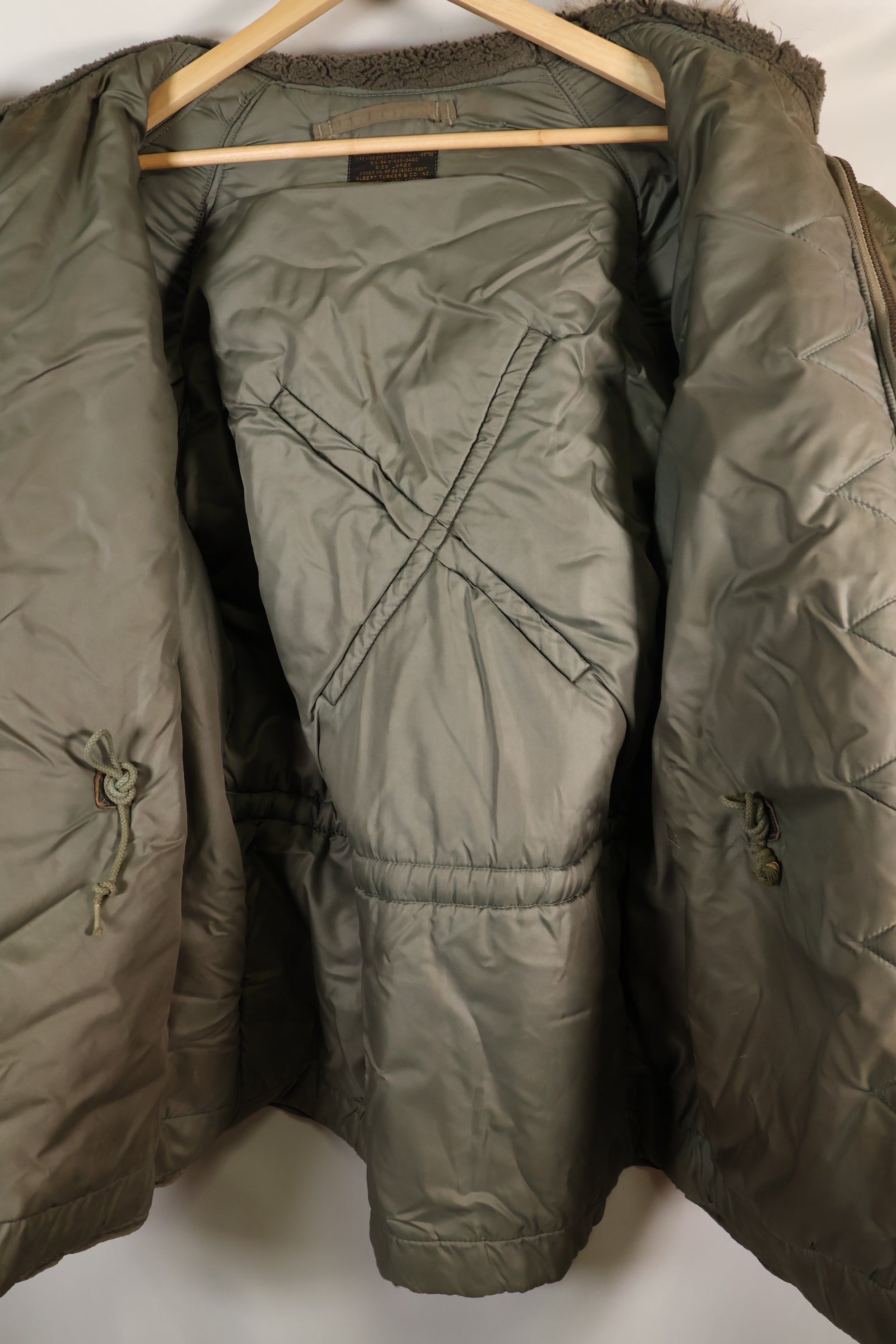 ทศวรรษ 1950 LARGE กองทัพอากาศสหรัฐอเมริกา N-3B เสื้อแจ็คเก็ตสำหรับลูกเรืออากาศยาน รุ่นแกรนด์ครู มือสอง