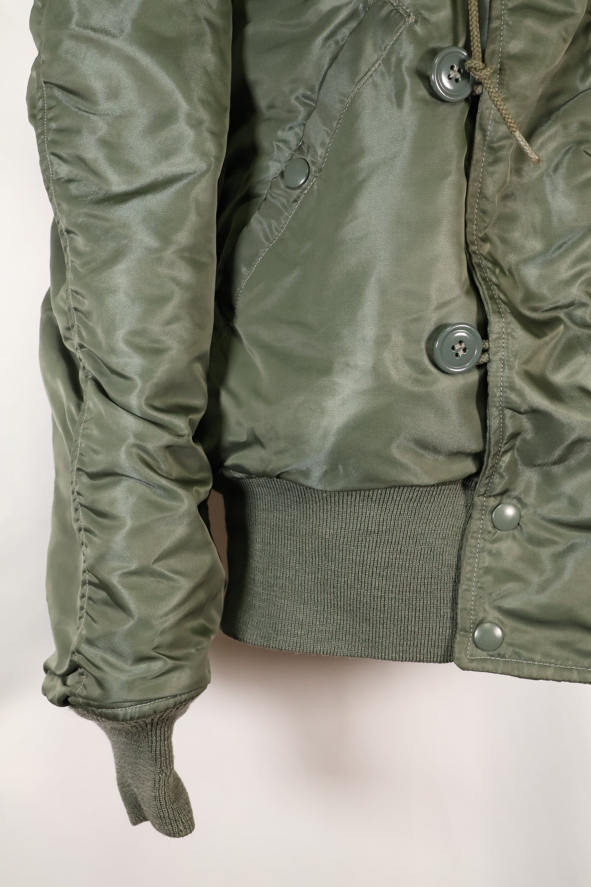 สัญญาปี 1962 MEDIUM N2-B เสื้อแจ็คเก็ตสำหรับลูกเรือการบิน Heavy Zone สินค้ามือสอง