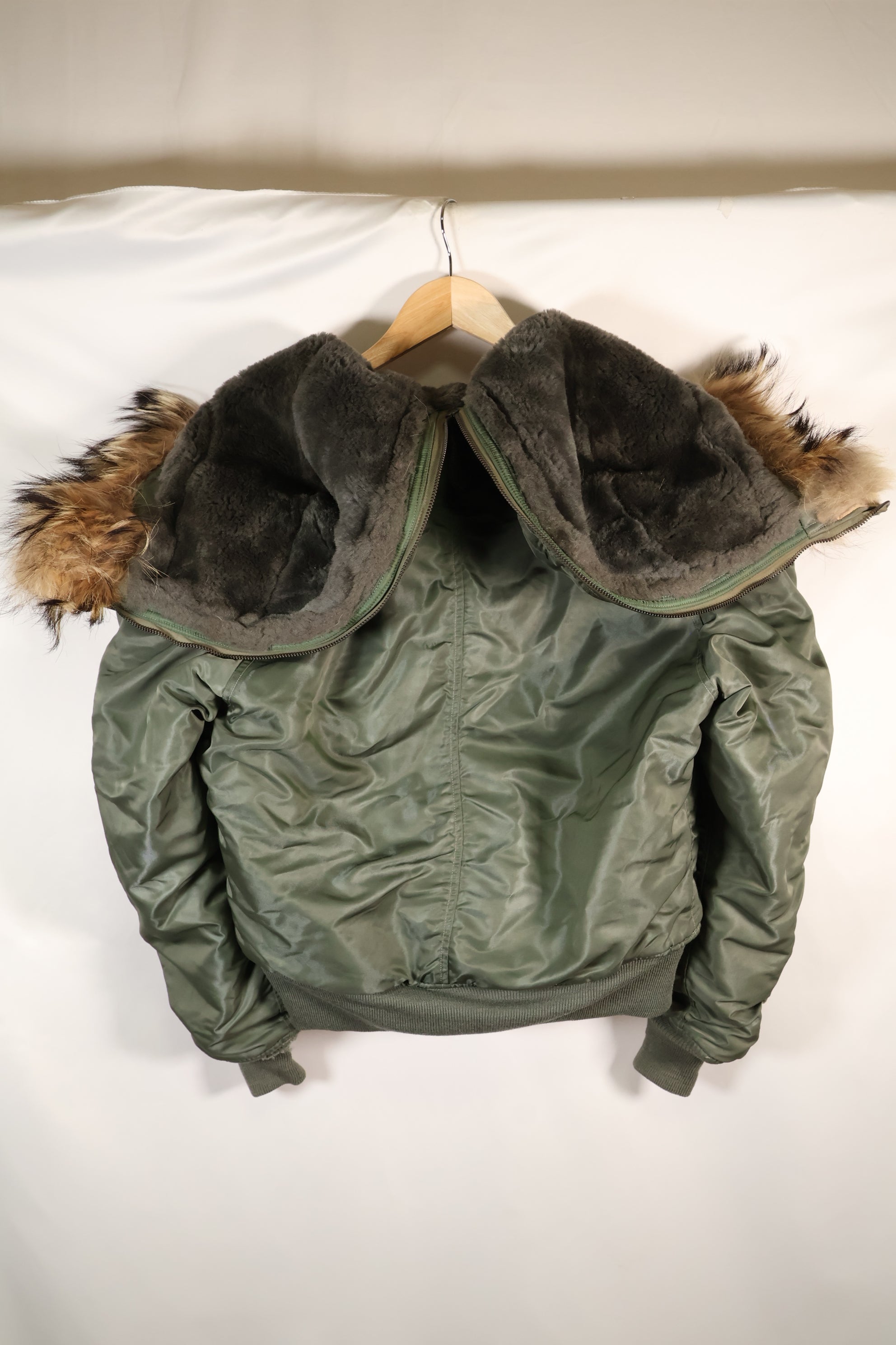 สัญญาปี 1962 MEDIUM N2-B เสื้อแจ็คเก็ตสำหรับลูกเรือการบิน Heavy Zone สินค้ามือสอง