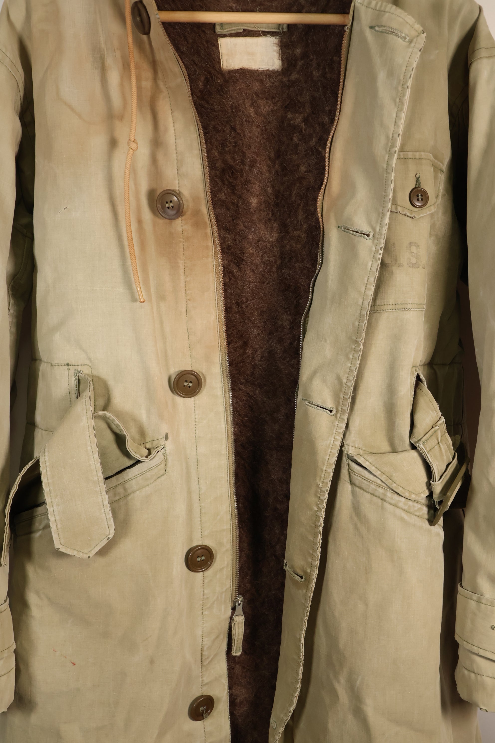1940s กองทัพเรือสหรัฐฯ เสื้อโค้ทกันลมแบบมีฮู้ด BB-61 USS IOWA สินค้ามือสอง