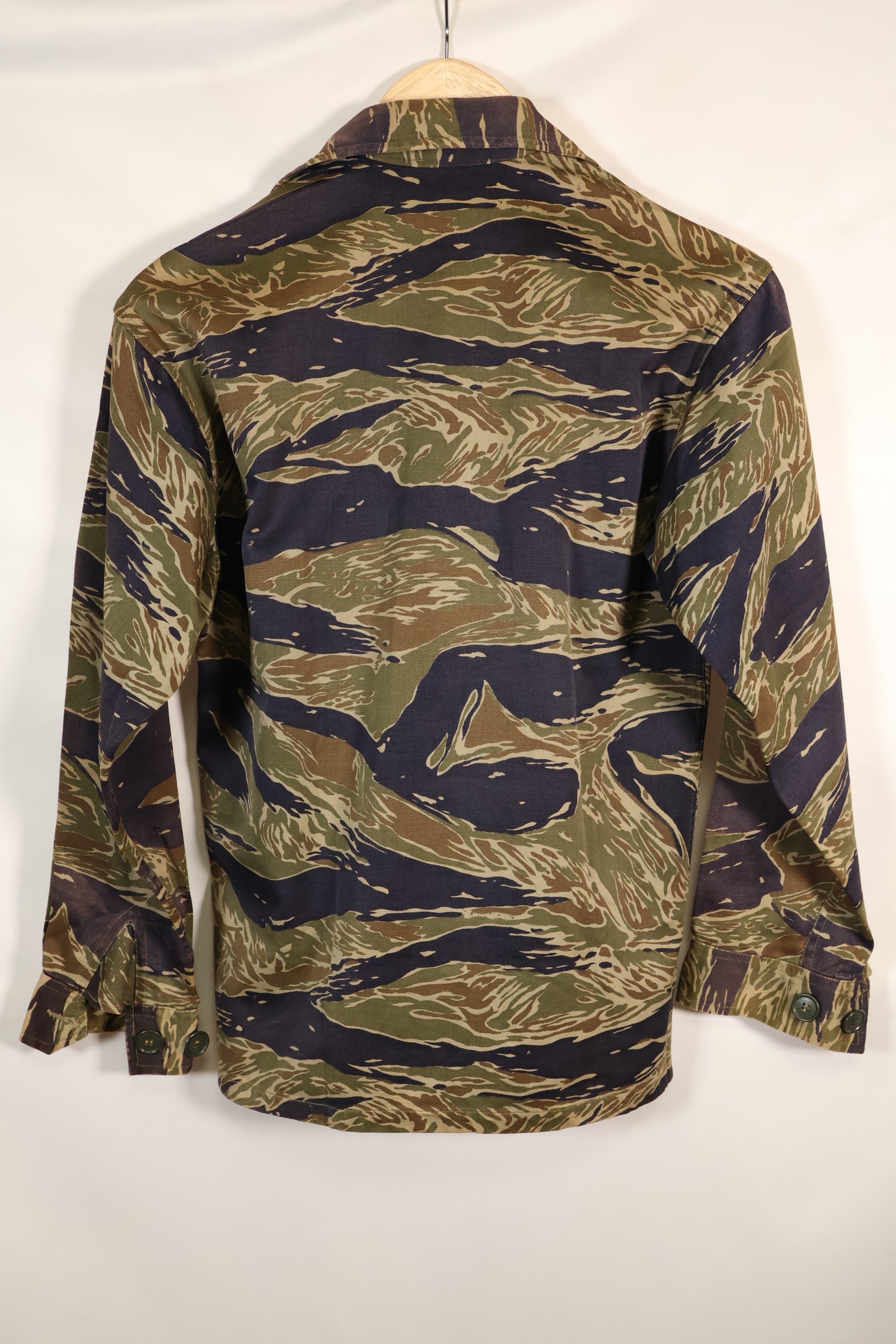 1960's semi Japanese silver tiger shirt, Asian cut, little fading, used.