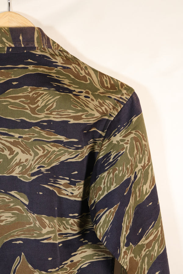 1960's semi Japanese silver tiger shirt, Asian cut, little fading, used.