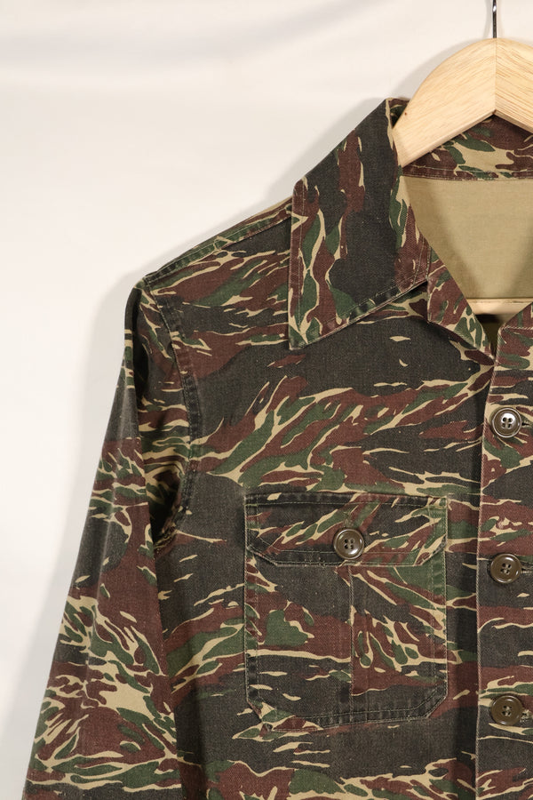 เสื้อเชิ้ตไทเกอร์ลายเสือสีเงินยุค 1970s สี่กระเป๋า มือสอง