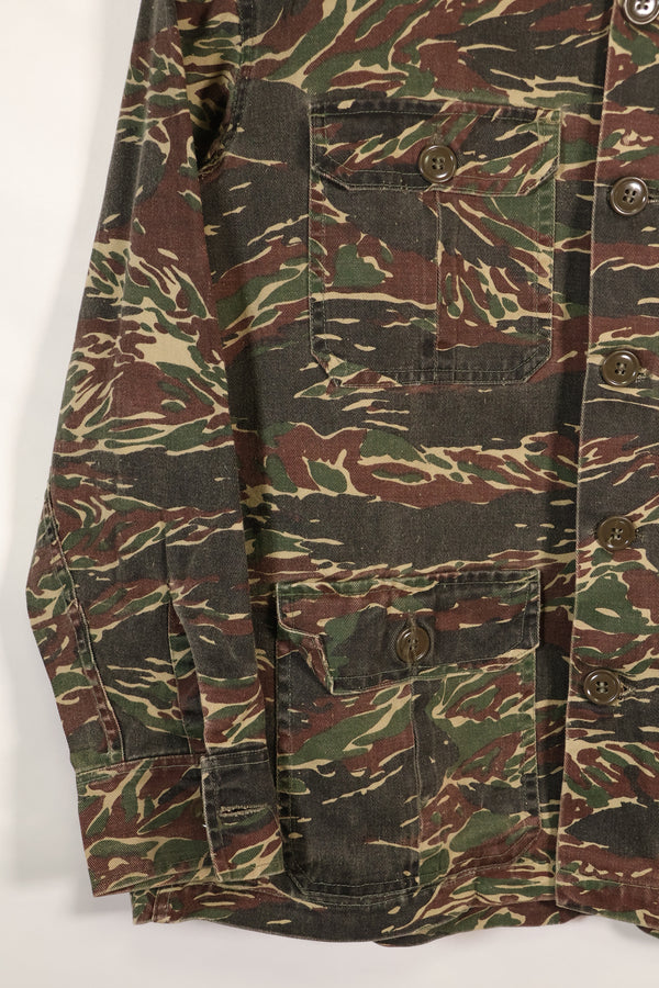 เสื้อเชิ้ตไทเกอร์ลายเสือสีเงินยุค 1970s สี่กระเป๋า มือสอง