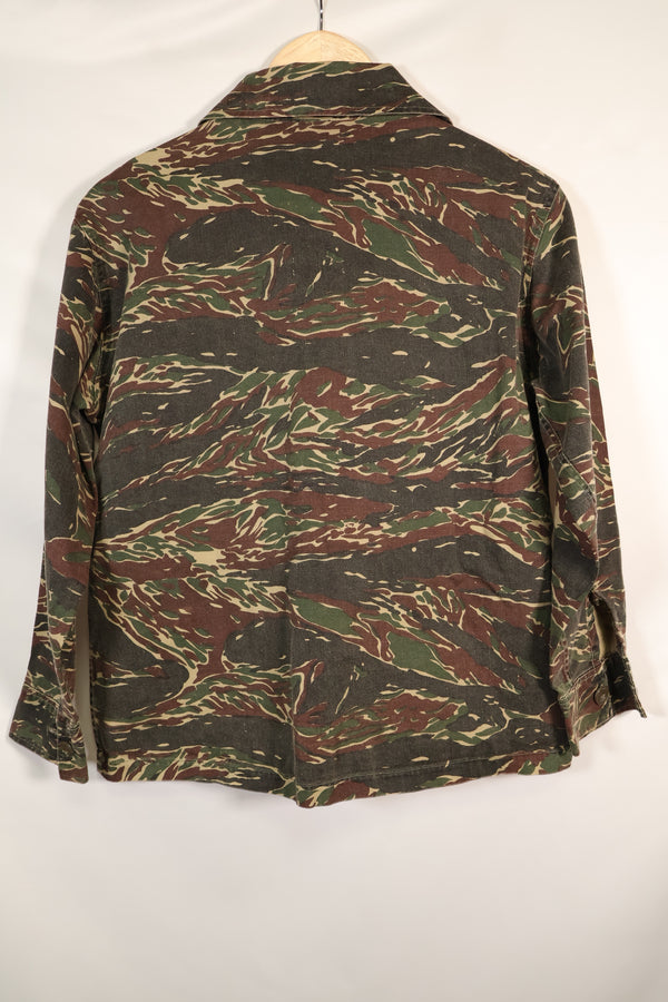 เสื้อเชิ้ตไทเกอร์ลายเสือสีเงินยุค 1970s สี่กระเป๋า มือสอง