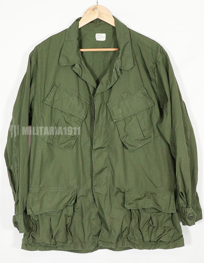 Real 1969 4th Model Jungle Fatigue Jacket in good condition L-S used