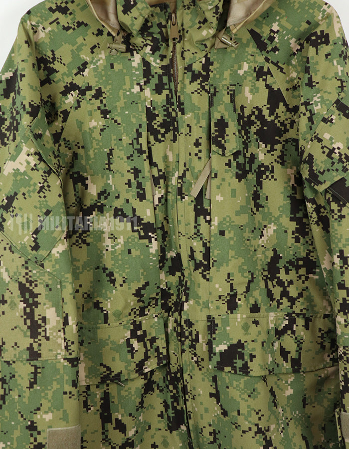 Original U.S. military release U.S. Navy NWU TYPE III Working Parka