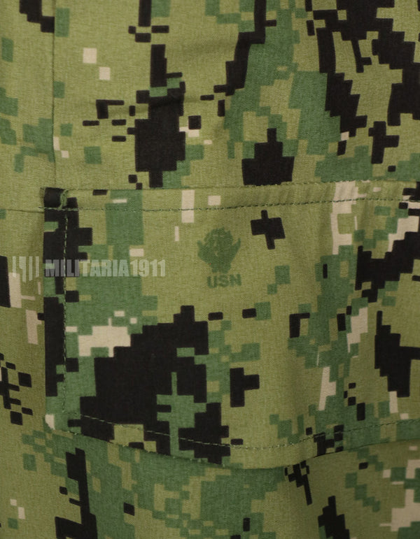 Original U.S. military release U.S. Navy NWU TYPE III Working Parka