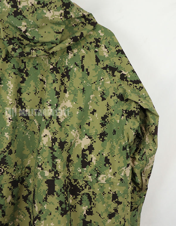 Original U.S. military release U.S. Navy NWU TYPE III Working Parka