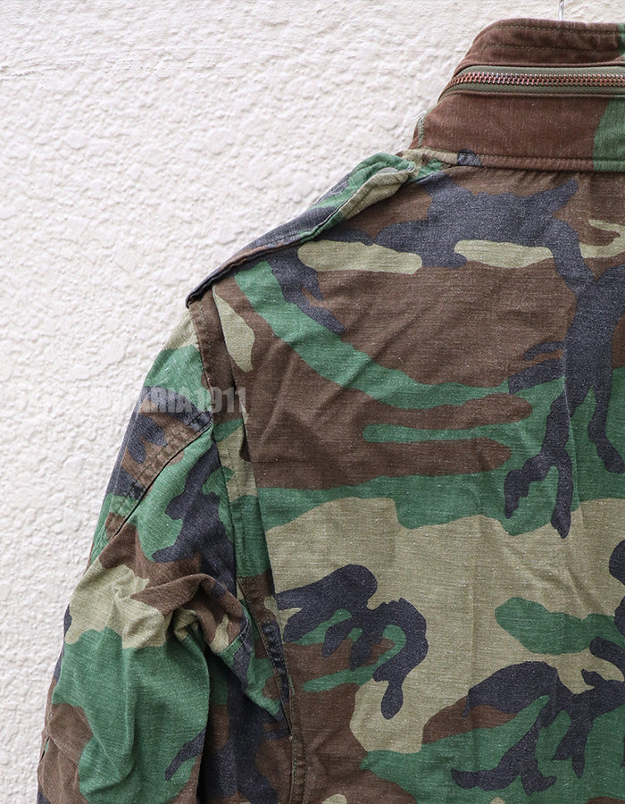 アメリカ軍　M65フィールドジャケット　ウッドランド迷彩　1983年製　A