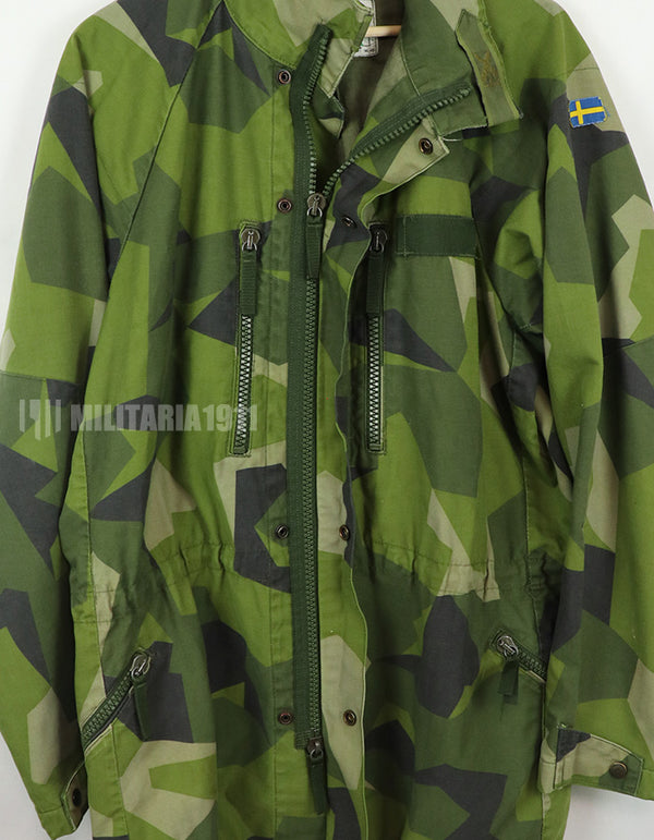 実物　スウェーデン軍　M90 カモフラージュ　フィールドジャケット　1993年製　軍官給品 B