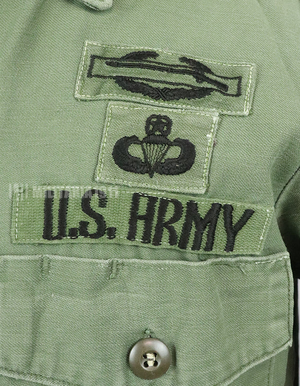 Original U.S. Army Utility Shirt OG-107 with insignia including 1st Division patch (retrofitted)