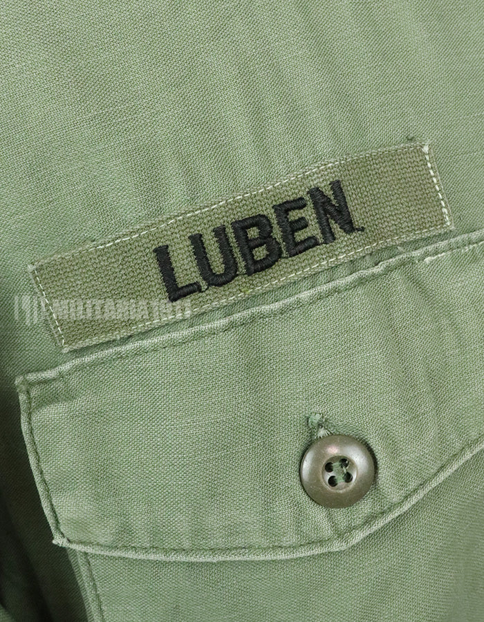 Original U.S. Army Utility Shirt OG-107 with insignia including 1st Division patch (retrofitted)