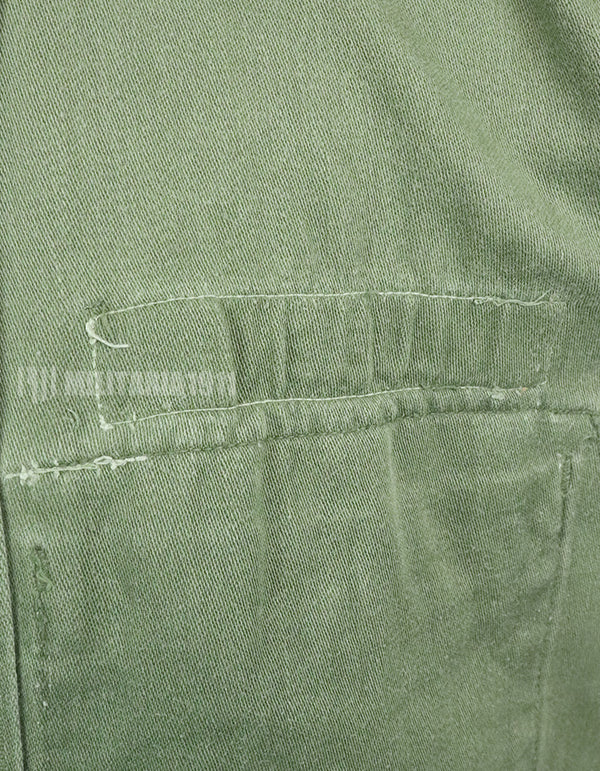 Original U.S. Army Utility Shirt OG-107 with insignia including 1st Division patch (retrofitted)