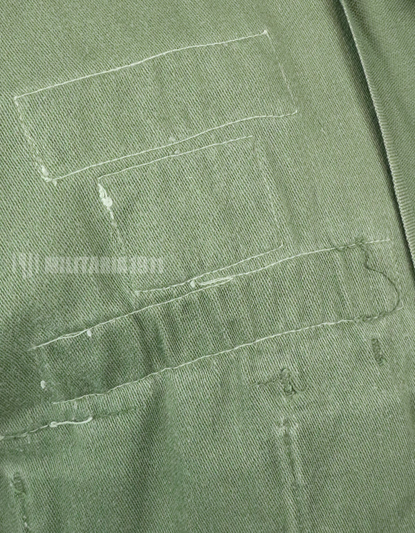 Original U.S. Army Utility Shirt OG-107 with insignia including 1st Division patch (retrofitted)