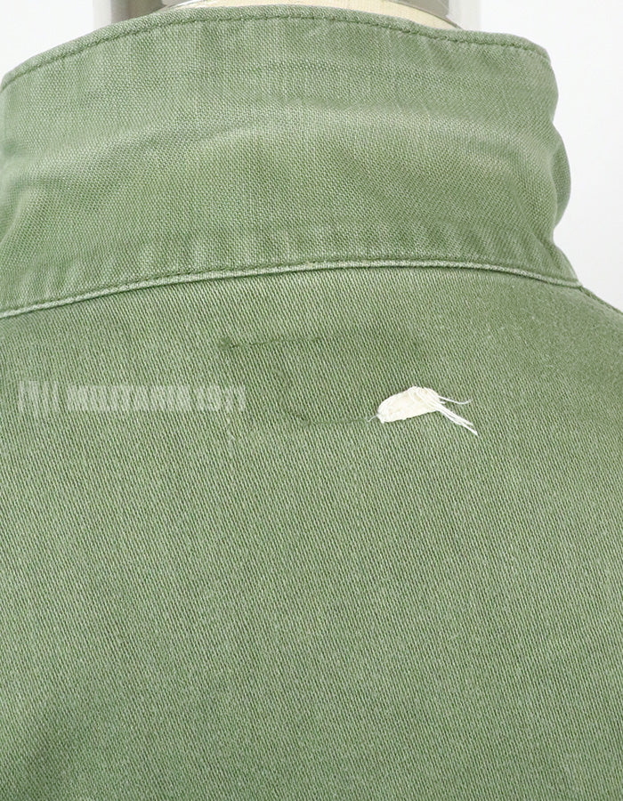 Original U.S. Army Utility Shirt OG-107 with insignia including 1st Division patch (retrofitted)