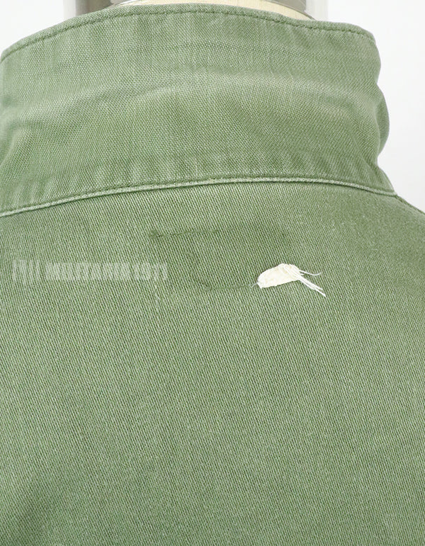 Original U.S. Army Utility Shirt OG-107 with insignia including 1st Division patch (retrofitted)