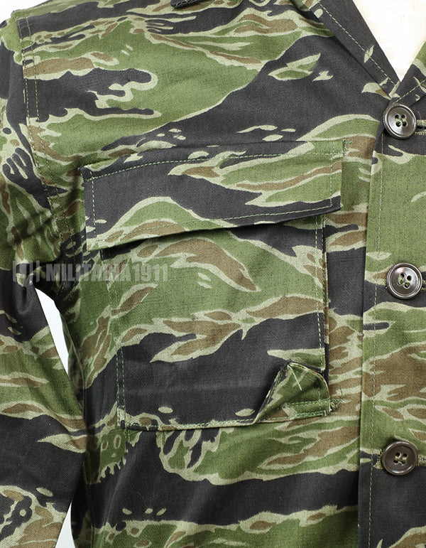 Original Late War Lightweight Pattern Tiger Stripe Shirt Never used Made by CISO Okinawa