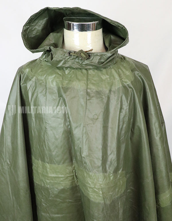 Original U.S. Army Poncho, 1968, Surplus Used