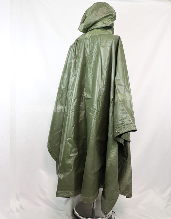 Original U.S. Army Poncho, 1968, Surplus Used