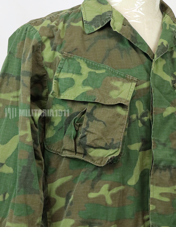 Original US military ERDL jungle fatigues, used, unknown age, faded.