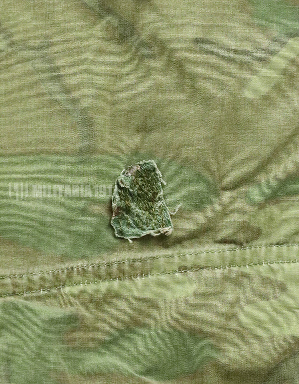 Original non ripstop fabric ERDL jungle fatigues jacket, faded, scratches.