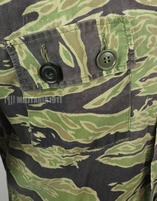 Original Late War Lightweight Tiger Stripe Shirt, thin, scratched, used.
